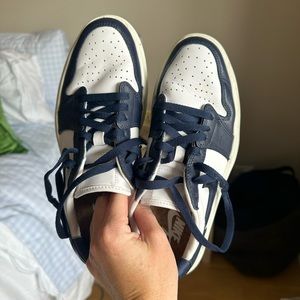 lighty worn nike dunks in navy